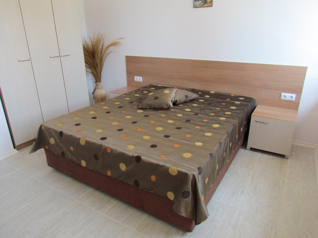 Ganozliev'S Apartments In Kavatsi Area Sosopol Zimmer foto